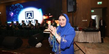 بالصور.. الدكتورة عبير عصام تكرم حفظة القرآن والأمهات والطلاب المتفوقين والجمعيات الأهلية بالجيزة