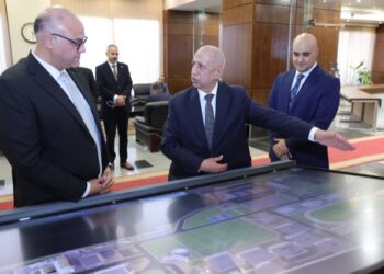 «رئيس الأكاديمية العربية» و «محافظ الإسكندرية» يبحثان الاستفادة من الخبرات العلمية في مشاريع تطوير المحافظة