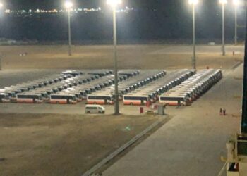 «المنصور للسيارات» تُصدر 100 حافلة إلى غانا