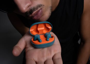 شركة «HMD» تطلق مجموعة إكسسوارات ذكية بالسوق المصري