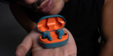 شركة «HMD» تطلق مجموعة إكسسوارات ذكية بالسوق المصري