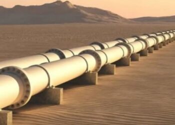 «بلومبرج الشرق»: خط أنابيب «سوميد» من أبرز المسارات البديلة لتصدير نفط الخليج