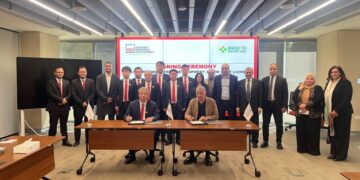 «السويدي للتنمية الصناعية» توقع عقدً ارض صناعي مع «نيوهوب»