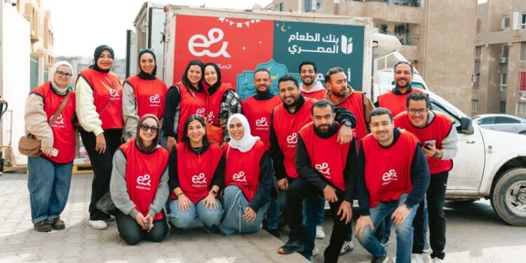 «إي آند مصر» تطلق مبادرة «طبق العيلة»