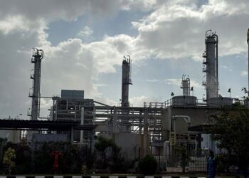 الانتهاء من أعمال الربط الإلكتروني لمنظومة الرصد الذاتي لعدد من المداخن