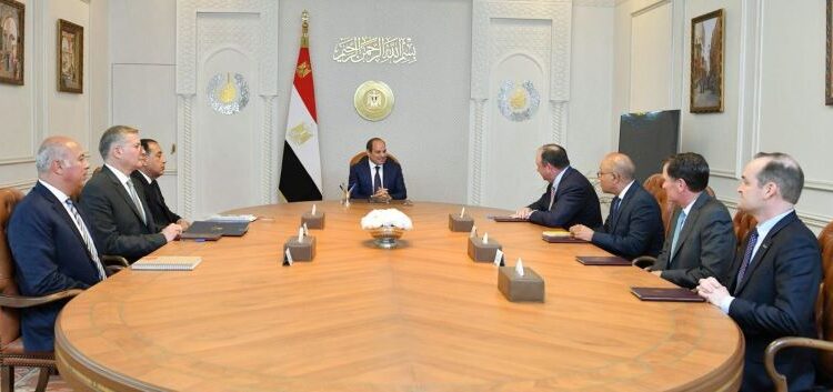 الرئيس عبد الفتاح السيسي خلال استقباله جون كريستمان