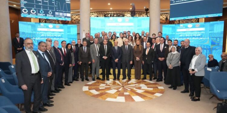 بدء التشغيل الرسمي لسوق المشتقات المالية