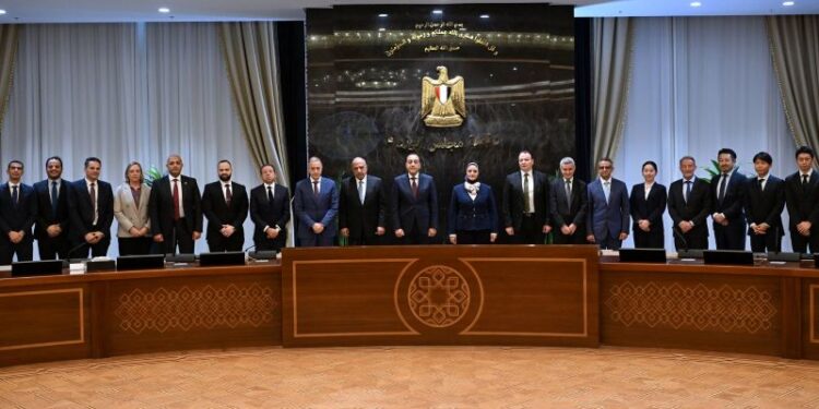 توقيع حزمة من اتفاقيات شراء الطاقة لمشروعات طاقة متجددة