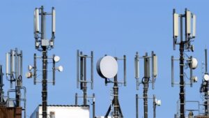 شبكات الإنترنت والمحمول