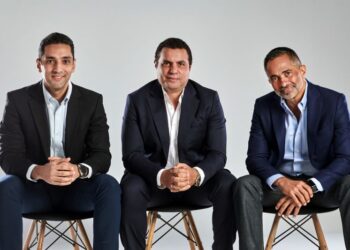 هشام أكرم و يوسف الفار 