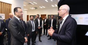وزير الاتصالات يفتتح مركز تطوير الذكاء الاصطناعي لشركة فاليو Valeo بالقرية الذكية