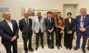 رئيس اقتصادية قناة السويس يستقبل سفير اليابان بالقاهرة لبحث فرص التعاون في المجالات الصناعية والتكنولوجية