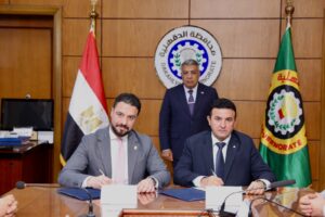 «البنك الزراعي المصري» يوقع بروتوكول تعاون مع محافظة الدقهلية لتحديث منظومة النقل الجماعي