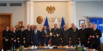 رئيس الأكاديمية العربية يزور جامعة غدينيا البحرية ببولندا