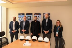 «جوتن مصر» تستضيف السفير النرويجي في مصنعها