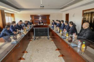 وزير الزراعة يبحث مع وفد من المستثمرين الصينيين آفاق التعاون في التصنيع الزراعي والتكنولوجيا الحديثة