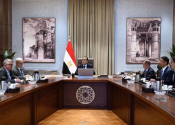 شركة «خينان تشهنجفو» الصينية تستعرض خطة لإقامة مصنع ضخم لإنتاج الألومنيوم باستثمارات 2 مليار دولار