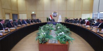 النقل: استعراض آلية العمل خلال الفترة القادمة تحت شعار  «تخفيض النفقات إلى أقصى حد وتعظيم الايرادات إلى أقصى حد»