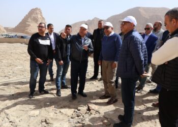 بدء اتخاذ الإجراءات اللازمة لإقامة عدد من المشروعات لتوليد الكهرباء من طاقة الرياح