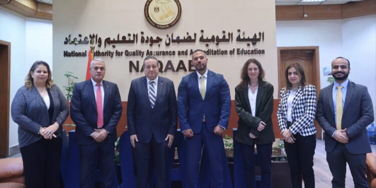 نائب رئيس البورصة المصرية يجري مباحثات مع «الهيئة القومية لضمان جودة التعليم والاعتماد»
