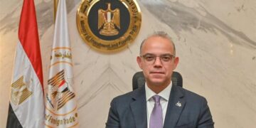 استمرار العمل بالمراكز الخدمية التابعة لوزارة الاستثمار طوال أيام الأسبوع