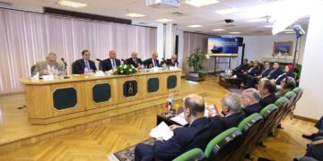 ارتفاع نسبة الشحنات المنقولة لصالح القطاع الخاص المحلي والدولي من نحو 20% عام 2021 إلى نحو 80% عام