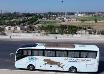 التعاقد على توريد عدد 529 أتوبيسًا وميني باص جديدة لشركات نقل الركاب التابعة للشركة القابضة