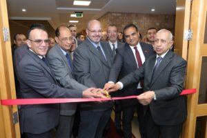 «الأكاديمية العربية» تفتتح مختبراً متطوراً لأمن المعلومات بالتعاون مع «فورتينت»