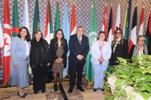 «جامعة الدول العربية» تكرّم «نيفين عبد الخالق»