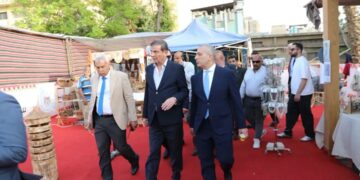 وزير الزراعة يتفقد معرض زهور الربيع ويشيد بالإقبال الجماهيري الكثيف