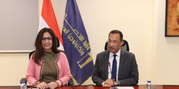 وزيرا الاتصالات والثقافة يبحثان مشروعات التعاون المشترك بين الوزارتين في مجال التحول الرقمي