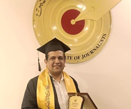 نقابة الصحفيين تكرم سعيد الأطروش لحصوله على ماجستير الإعلام وصناعة الرأي العام
