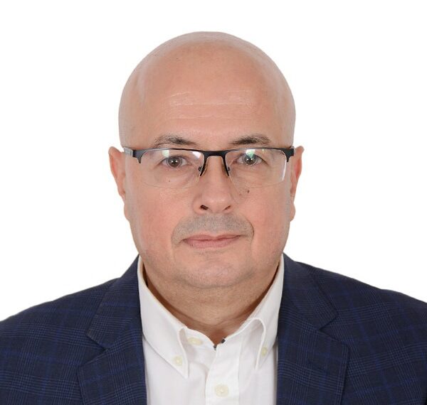 «اتصال» تجمع الحكومة وقادة الصناعة في النسخة السابعة من «لقاء مع الحكومة»