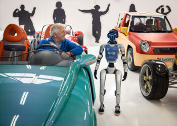 إطلاق أول رحلة ربوتوية فى العالم للروبوت البشري (GIGI) مع صيف هذا العام