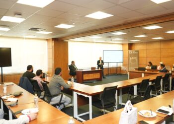 الرقابة المالية تنظم جلسة توعوية لتعزيز مجال الأمن السيبراني في الأنشطة المالية غير المصرفية