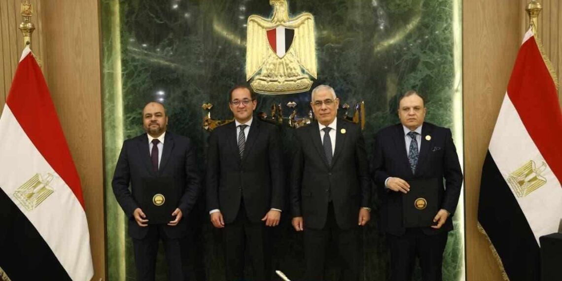 وزير المالية: «سك العملة» تتسلم 1218 كيلوجرامًا من الفضة لإعادة إنتاجها في إصدارات تذكارية