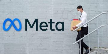 تسريحات بالآلاف في ميتا ومايكروسوفت مع تصاعد الإنفاق على الذكاء الاصطناعي