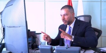 «البورصة المصرية» تعزز التعاون الدولي مع التمثيل التجاري لجذب الاستثمار الأجنبي