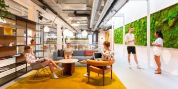 «العمل المرن» يتفوق على الرواتب كأقوى ميزة لجذب الكفاءات التكنولوجية