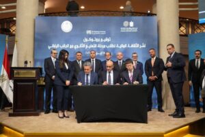 رئيس البورصة يشارك وزير التعليم ووزراء المجموعة الاقتصادية حفل توقيع مذكرة تفاهم مع جامعة هيروشيما اليابانية