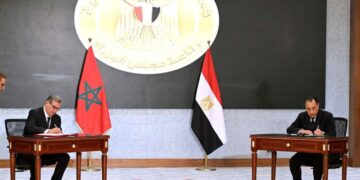 رئيسا حكومة مصر والمغرب يشهدان توقيع عددٍ من الوثائق