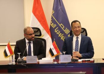 وزير الاتصالات يبحث مع نظيره اليمني تعزيز التعاون المشترك في مجالات التحول الرقمي وبناء القدرات الرقمية