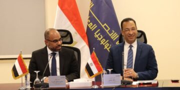 وزير الاتصالات يبحث مع نظيره اليمني تعزيز التعاون المشترك في مجالات التحول الرقمي وبناء القدرات الرقمية