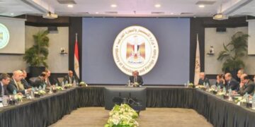 وزير الاستثماريتابع مع ممثلي الخارجية والزراعة تطورات تأسيس صندوق الاستثمار في أفريقي