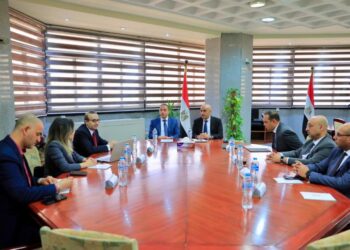 وزير التربية والتعليم يبحث مع رئيس هيئة الرقابة المالية آليات إدراج «الثقافة المالية» بالمناهج الدراسية