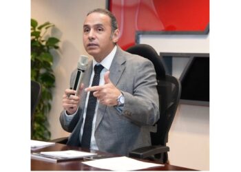الدكتور إسلام عزام، رئيس الهيئة العامة للرقابة المالية