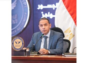 الدكتور إسلام عزام