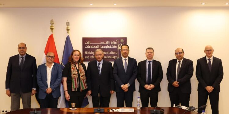 دعم الشركات الناشئة والصغيرة والمتوسطة العاملة بقطاع الاتصالات