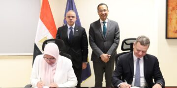 وزيرا الاتصالات والاستثمار يشهدان توقيع بروتوكول تعاون بين "ايتيدا" وصندوق تنمية الصادرات