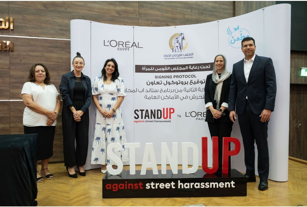 لوريال باريس تجدد شراكتها مع مؤسسة مطمن لإطلاق المرحلة الثانية من برنامج ستاند أب 